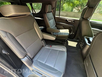 2025 Chevrolet Suburban Premier 1LZ - miniatura 19