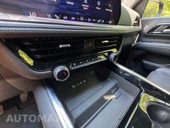 2025 Chevrolet Suburban Premier 1LZ - miniatura 28