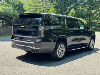 2025 Chevrolet Suburban Premier 1LZ - miniatura 6