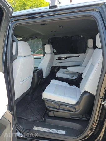 2025 Chevrolet Suburban Premier 1LZ - miniatura 10