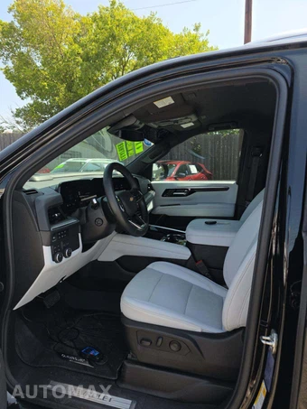 2025 Chevrolet Suburban Premier 1LZ - miniatura 3