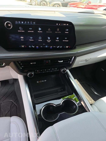 2025 Chevrolet Suburban Premier 1LZ - miniatura 7