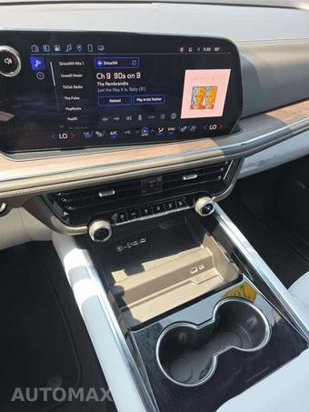 2025 Chevrolet Suburban Premier 1LZ - miniatura 10