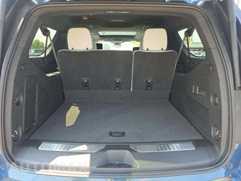 2025 Chevrolet Suburban Premier 1LZ - miniatura 15