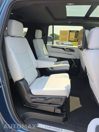 2025 Chevrolet Suburban Premier 1LZ - miniatura 17