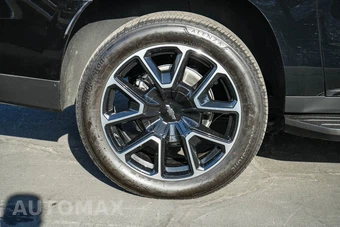 2025 Chevrolet Suburban RST 1SP - miniatura 11