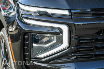 2025 Chevrolet Suburban RST 1SP - miniatura 8
