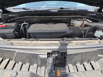 2025 Chevrolet Suburban RST 1SP - miniatura 23