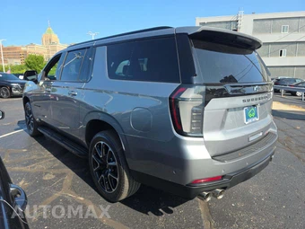 2025 Chevrolet Suburban RST 1SP - miniatura 2