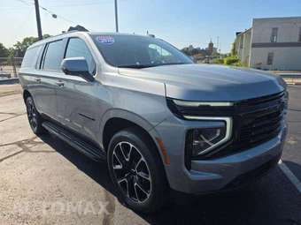 2025 Chevrolet Suburban RST 1SP - miniatura 4