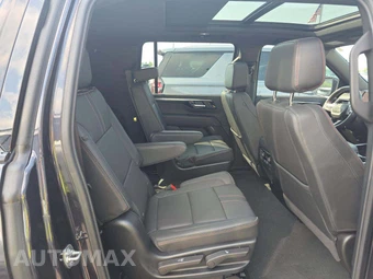 2025 Chevrolet Suburban RST 1SP - miniatura 17