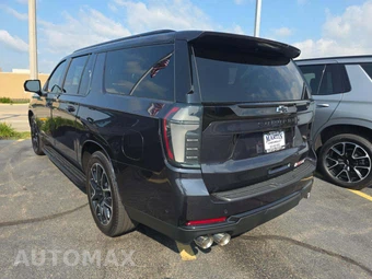 2025 Chevrolet Suburban RST 1SP - miniatura 2