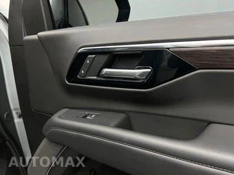 2025 Chevrolet Suburban Z71 2Z7 - miniatura 18
