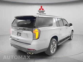 2025 Chevrolet Suburban Z71 2Z7 - miniatura 7