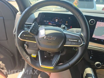 2025 Chevrolet Suburban Z71 2Z7 - miniatura 10