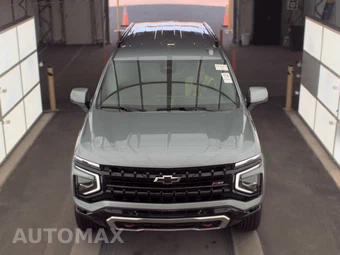 2025 Chevrolet Suburban Z71 2Z7 - miniatura 2