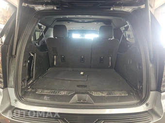2025 Chevrolet Suburban Z71 2Z7 - miniatura 17