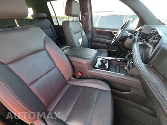 2025 Chevrolet Suburban Z71 2Z7 - miniatura 8