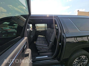 2025 Chevrolet Suburban Z71 2Z7 - miniatura 10