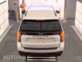2025 Chevrolet Suburban Z71 2Z7 - miniatura 5