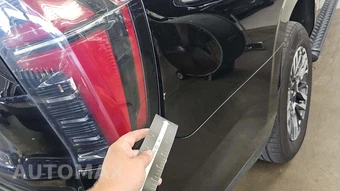 2025 Chevrolet Suburban Z71 2Z7 - miniatura 24