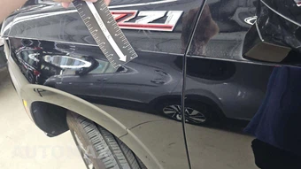 2025 Chevrolet Suburban Z71 2Z7 - miniatura 31