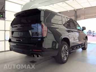 2025 Chevrolet Suburban Z71 2Z7 - miniatura 4