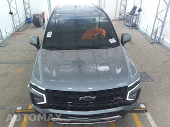 2025 Chevrolet Suburban Z71 2Z7 - miniatura 2