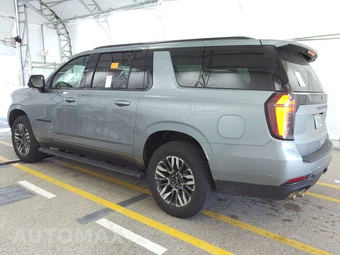 2025 Chevrolet Suburban Z71 2Z7 - miniatura 6