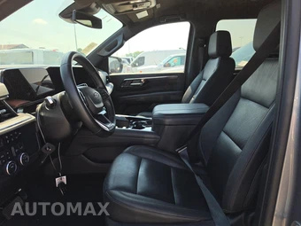 2025 Chevrolet Suburban Z71 2Z7 - miniatura 7
