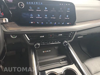 2025 Chevrolet Suburban Z71 2Z7 - miniatura 11