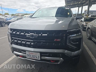 2025 Chevrolet Suburban Z71 2Z7 - miniatura 2