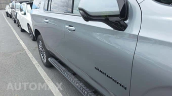 2025 Chevrolet Suburban Z71 2Z7 - miniatura 23