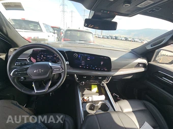 2025 Chevrolet Suburban Z71 2Z7 - miniatura 11