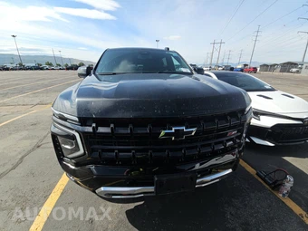 2025 Chevrolet Suburban Z71 2Z7 - miniatura 2