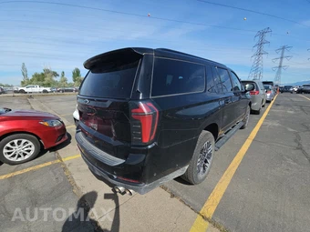 2025 Chevrolet Suburban Z71 2Z7 - miniatura 4
