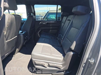 2025 Chevrolet Suburban Z71 2Z7 - miniatura 13