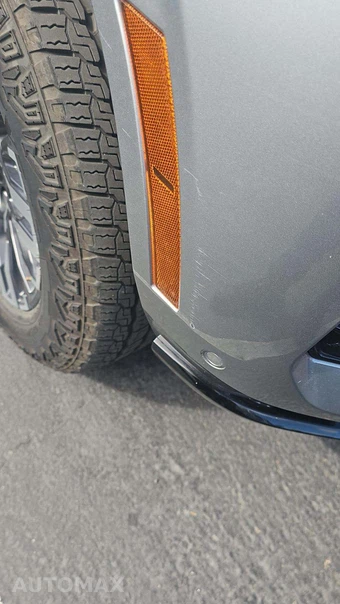 2025 Chevrolet Suburban Z71 2Z7 - miniatura 24