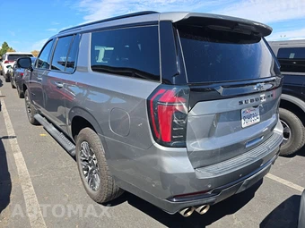 2025 Chevrolet Suburban Z71 2Z7 - miniatura 6