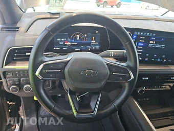 2025 Chevrolet Suburban Z71 2Z7 - miniatura 10