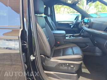 2025 Chevrolet Suburban Z71 2Z7 - miniatura 8
