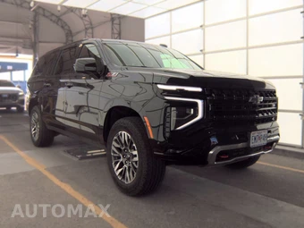 2025 Chevrolet Suburban Z71 2Z7 - miniatura 3