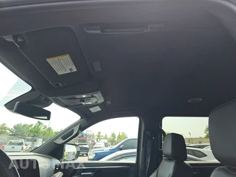 2025 Chevrolet Suburban Z71 2Z7 - miniatura 19