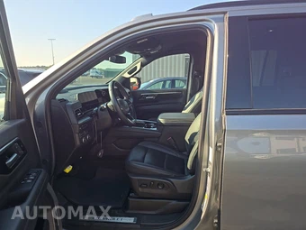 2025 Chevrolet Suburban Z71 2Z7 - miniatura 7