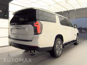 2025 Chevrolet Suburban Z71 2Z7 - miniatura 4