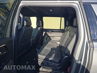 2025 Chevrolet Suburban Z71 2Z7 - miniatura 13