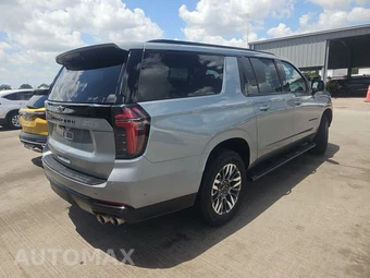2025 Chevrolet Suburban Z71 2Z7 - miniatura 4