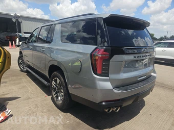 2025 Chevrolet Suburban Z71 2Z7 - miniatura 6
