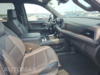 2025 Chevrolet Suburban Z71 2Z7 - miniatura 8