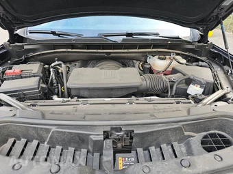 2025 Chevrolet Suburban Z71 2Z7 - miniatura 16